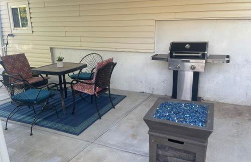 Charming WinnieTrailer with Cozy Private Patio Escape - Photo 38