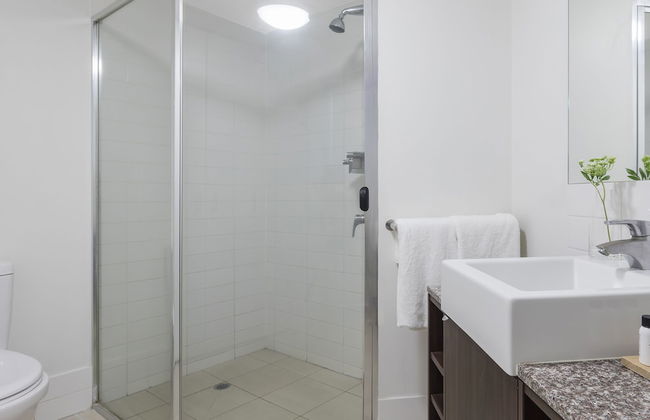 Oaks Brisbane Aurora Suites - Photo 49