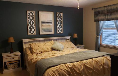 4 Bedroom/2 Bath Home 20 Acres of Woods - Hot Tub - Foto 12