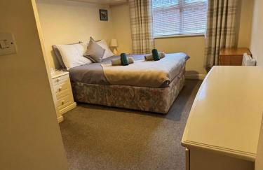 The Cozy Covert in Spondon, Derby - Foto 1