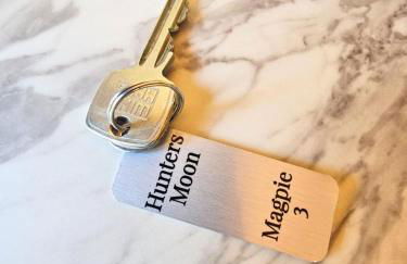 Magpie 3 HuntersMoon-Longleat-Warminster-Bath - Photo 16