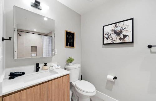 Steps from the Lake Edgewater Modern 2BD 2BA - Photo 30