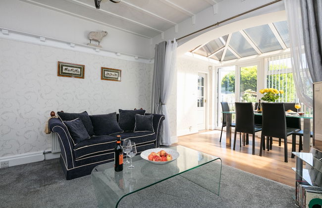 Rest & Recharge - Koi House - Photo 27