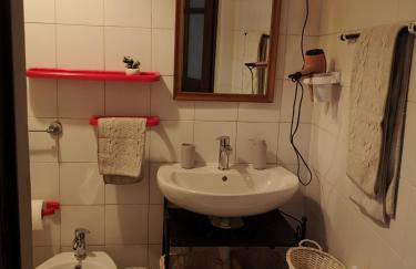 Angolo Nally - Photo 2