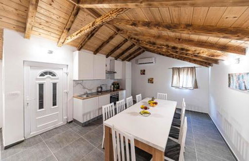 Cozy Home In Ugljane With Wifi - Foto 7