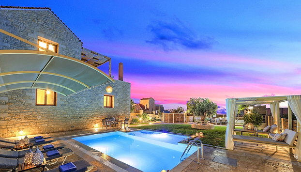 Cretan Sunrise Villa with Heated Pool - Foto 2, Imagem principal