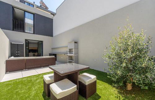 GuestReady - Modern Comfort in Historic Aveiro - Foto 1