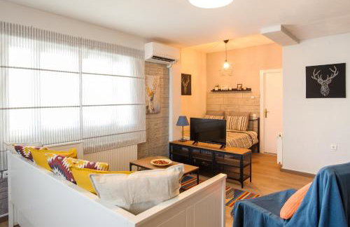 La Casa - traditionally elegant apt 38m2 w prk grd - Foto 3