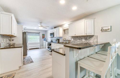 Spacious Tavares Home with Private Outdoor Oasis! - Photo 8