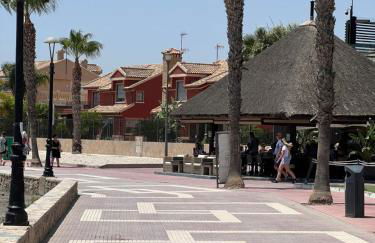 Aloha Beach Family&Friends Apartment - Foto 26