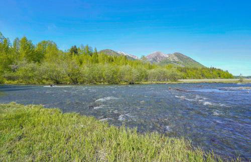 Historic Century-Old Cabin in Downtown Hope - Photo 22