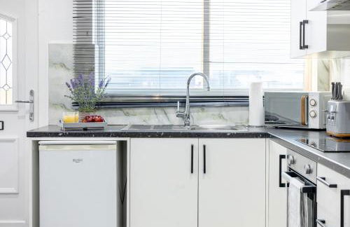 ROOMS NEAR ME - Entire Apartment none sharing, kitchen, bathroom and nearby parking - Foto 23