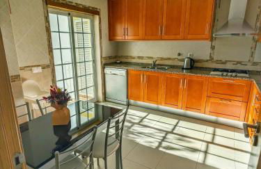 Farm Village- Townhouse 2 mins from Old Town Albufeira - Foto 15