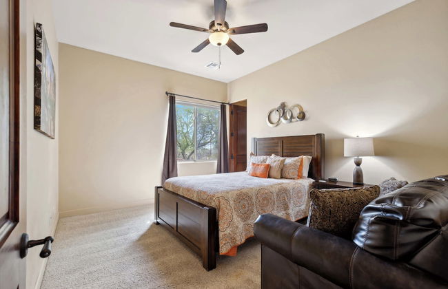 East Mesa Desert and Mountain Views: 5br, Pool - Photo 10