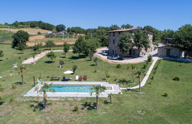 Tenuta Iannone - In Tornareccio - Photo 1