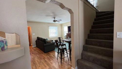 Snug, neighborly home perfect for your small group - Foto 5