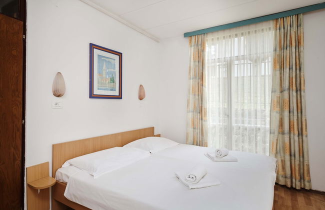 Apartments Astra - Photo 4