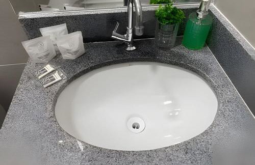 Estúdios Novos, Compactos e Aconchegantes - Foto 28