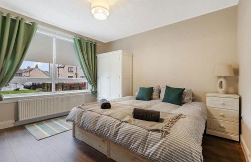 Free Parking - Central - Sleeps 6 - Great Location - Photo 6