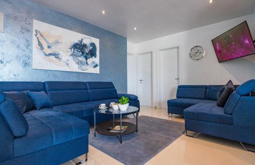 Villa Angie near Pula for 10 persons with private heated pool & kids playground - Foto 21