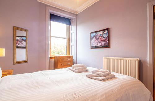 Beautiful and Bright Georgian Style Morningside Apartment - Pass the Keys - Foto 26