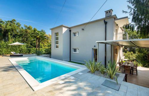 Villa Lovran, heated pool and Spa - Foto 11