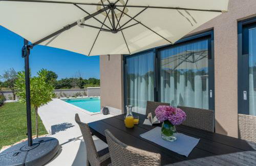 Villa Atena - Foto 1