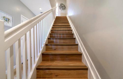 Spacious 3BR Townhouse with Free Parking Included! - Foto 18