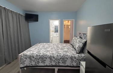 Cozy room close to everything, 5min to the airport - Foto 7