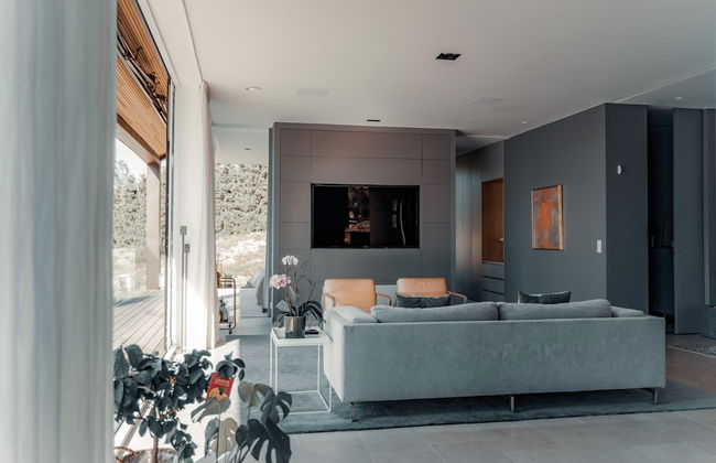 Most Luxurious 5-bed Villa in Boo Stockholm - Photo 2