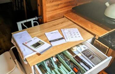 Robin Nest - Cosy Shepherd's Hut Hideaway - Photo 22