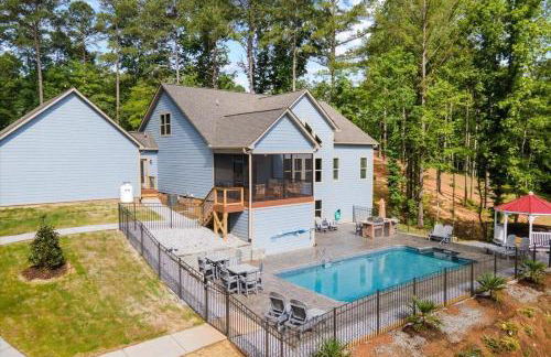 Lake Norman Home Lake Access with Heated Pool & Hot Tub - Foto 38