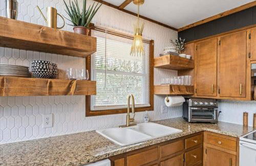 Spacious Lakeview Mountain Cabin - Foto 10