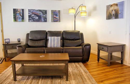 Free Tram Tickets! 3BR Valley Home wKing beds - Foto 2