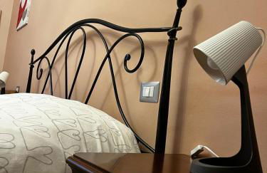 Little's Venaria - Photo 1