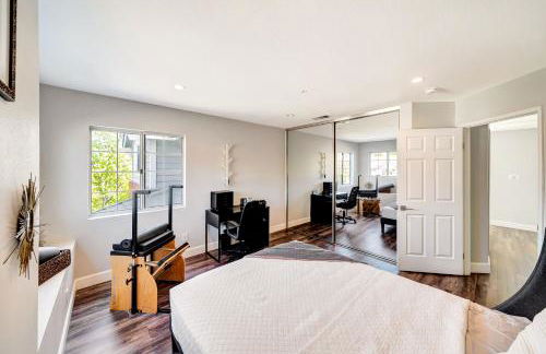 Stunning Hilltop 5BR With View And Hot Tub! - Foto 63