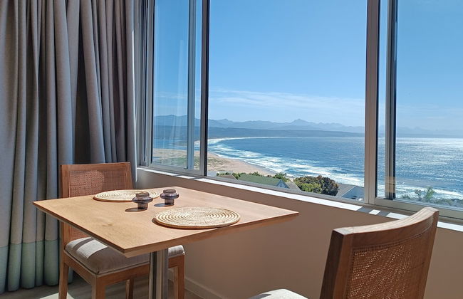 Summer Sea - Photo 1