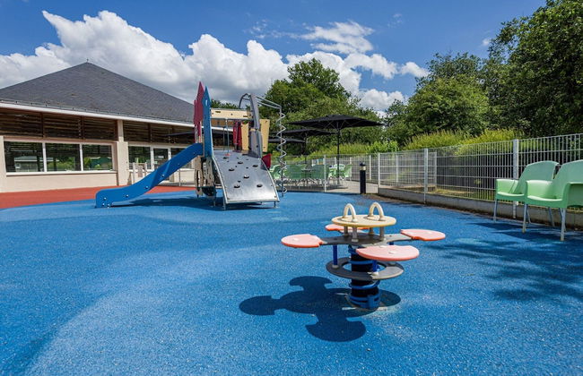 Beautiful Maisonette in a Quiet Area in the Loire - Foto 18