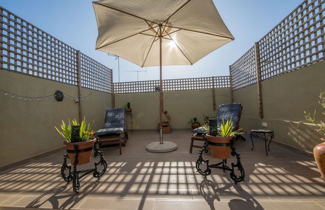 Charming Townhouse With Aircon Only 500m From the Marina and the Typical Market - Foto 22