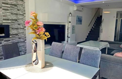 Chalet con jardin privado y calefaccion- ideal para todo el año - Foto 8