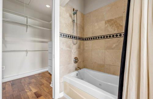 The Villa on Matern New Listing - Foto 39