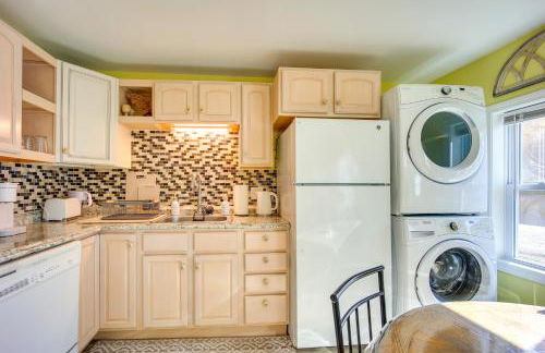 Riverfront Apt with Fire Pit and Yard in Millers Falls - Foto 8