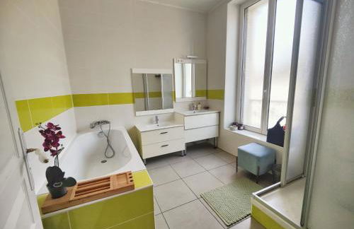 large 5-bedroom 2 floor apartment 200 m2 - Foto 16