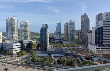 Excelente e moderno apartamento com linda vista - Photo 25