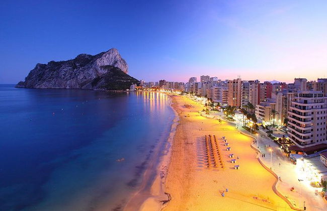 Transfer from Alicante airport to Calpe in private Sedan car max. 3 passengers - Photo 2