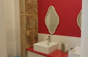 Rua Nova Apartment 28, 3 Dormitorios, WIFI, PS4 y Netflix, a 200m Catedral - Foto 42