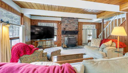 Ski, Hike and More! Year-Round Retreat in West Dover - Foto 4