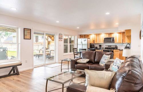 Lakeview Retreat, 6BR with Hot Tub Bliss - Foto 12