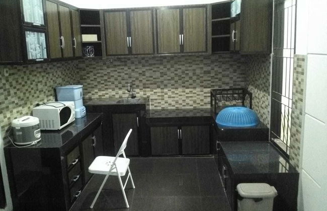 Aldeoz Palembang City Villa Sumsel - Foto 5