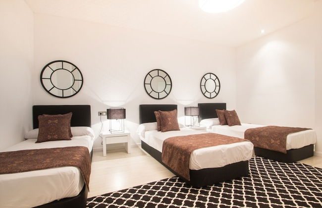 Valencia Luxury - Boutique Center - Photo 19